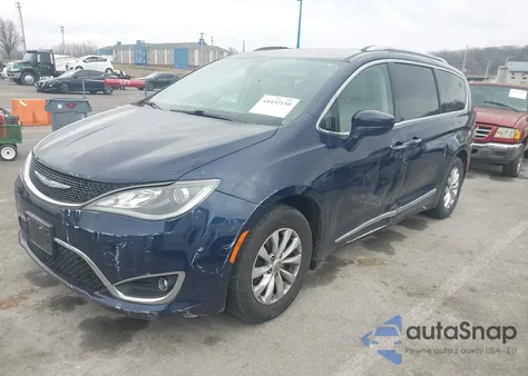 2018 Chrysler Pacifica Touring L z USA, uszkodzony, nr VIN 2C4RC1BGXJR174521